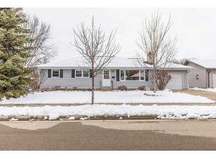 120 E Kohler St Sun Prairie, WI 53590