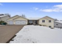 1409 Green Valley Rd, Mount Horeb, WI 53572