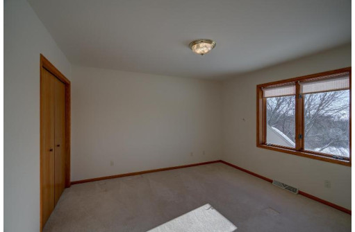 6714 Patton Rd, Waunakee, WI 53597