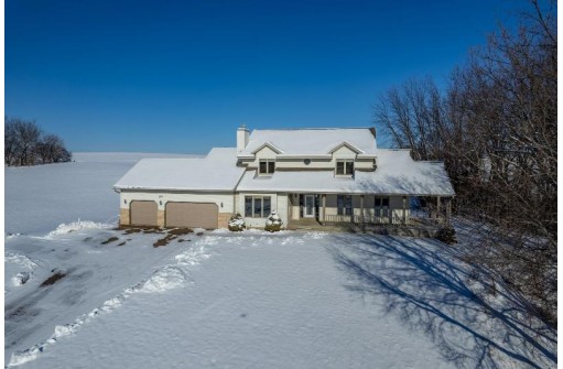 6714 Patton Rd, Waunakee, WI 53597