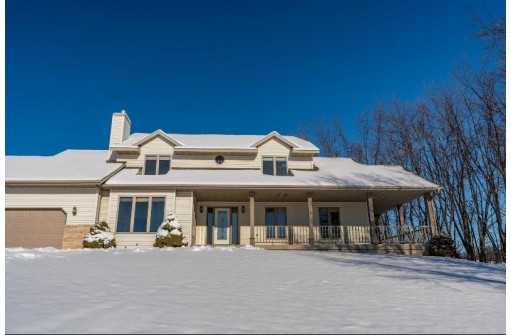 6714 Patton Rd, Waunakee, WI 53597