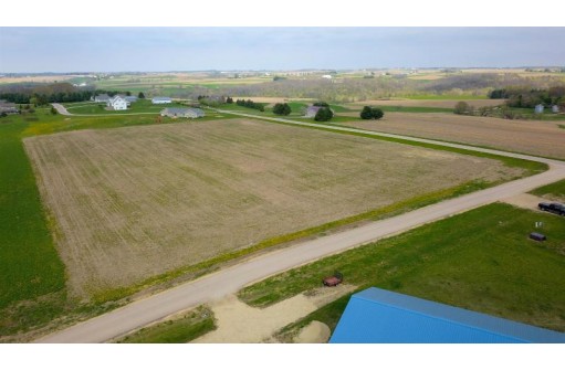 LOT 2 & 3 Walnut Dell Rd, Platteville, WI 53818-0000