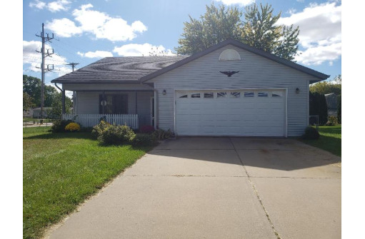 901 Lone Tree Ln, Prairie Du Sac, WI 53578-0000