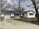 454 E Tyranena Park Rd, Lake Mills, WI 53551