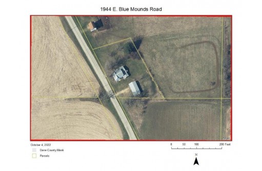 1944 E Blue Mounds Rd, Mount Horeb, WI 53572