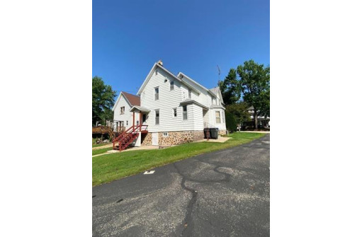 246 Clay St, Montello, WI 53949