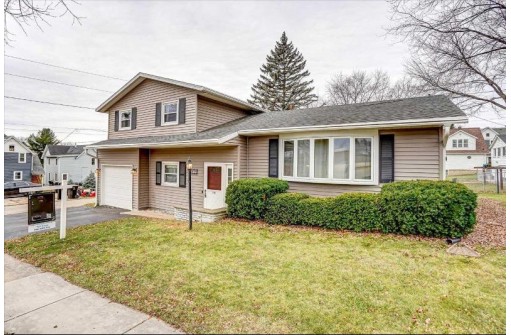 114 Washington St, DeForest, WI 53532