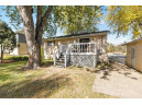 726 12th St, Baraboo, WI 53913