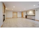 65 White Oaks Ln, Madison, WI 53711