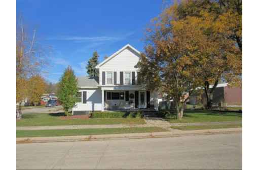 1203 14th St, Monroe, WI 53566-2437