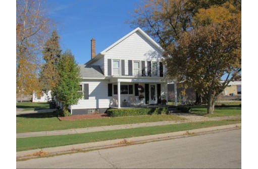 1203 14th St, Monroe, WI 53566-2437