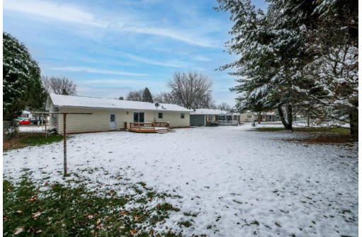 1752 Hildebrandt St, Stoughton, WI 53589