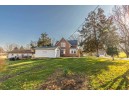 918 5th St, New Glarus, WI 53574