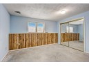 2530 Greenwood Dr, Janesville, WI 53546