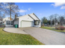 5312 Broadhead St, McFarland, WI 53558