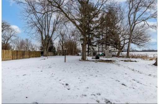 1913 E Colley Rd, Beloit, WI 53511