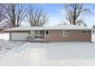 989 W Main St Waupun, WI 53963