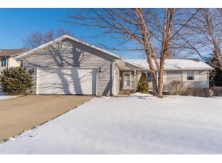 1133 11th St Baraboo, WI 53913