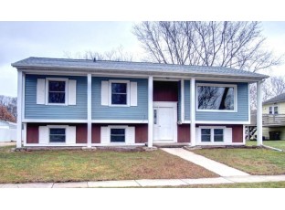 635-637 Maple St Fort Atkinson, WI 53538