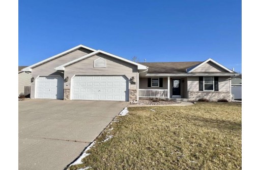 3831 Canvasback Dr, Janesville, WI 53546-4392