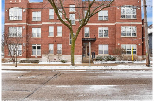 280 Division St 302, Madison, WI 53704