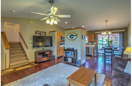 3606 Pine Grove Way, Madison, WI 53719