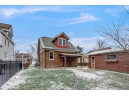 817 E Cady St, Watertown, WI 53094