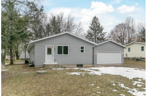 W7576 Dunning Dr, Pardeeville, WI 53954