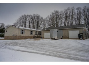 N4931 17th Ave Mauston, WI 53948