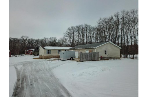 N4931 17th Ave, Mauston, WI 53948