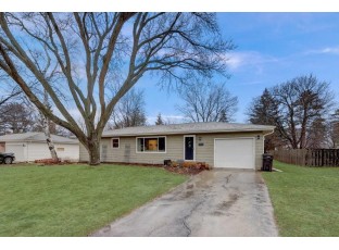 151 Sterling Dr Oregon, WI 53575