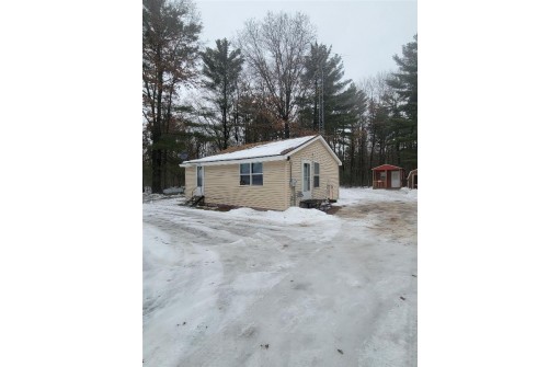 W7658 2nd St, Necedah, WI 54646