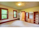 5833 Town Hall Dr, Sun Prairie, WI 53590