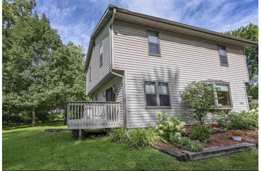 143 Campbell St, Columbus, WI 53925-1710