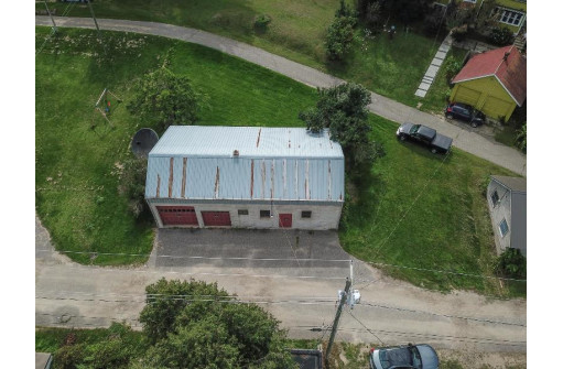 231 Main St, Elroy, WI 53929