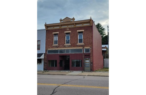 231 Main St, Elroy, WI 53929