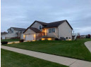 820 Violet Ln, Oregon, WI 53575