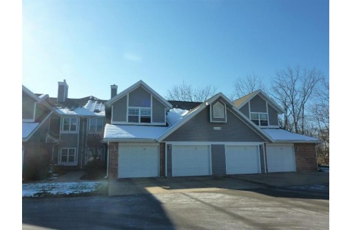 26 Pluim Dr APT 29, Waupun, WI 53963-1569