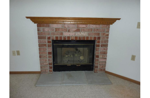 26 Pluim Dr APT 29, Waupun, WI 53963-1569