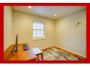 1309 Tompkins Dr D, Madison, WI 53716