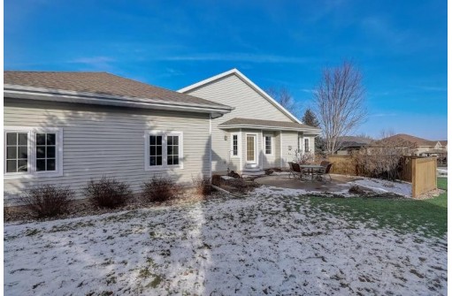 311 Dale Dr, Lodi, WI 53555