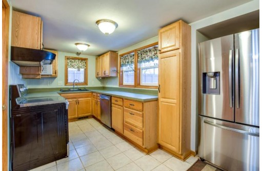 213 E North St, DeForest, WI 53532