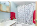 925 Schumann St, Sun Prairie, WI 53590