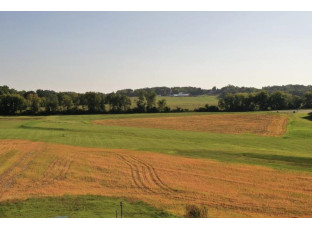 LOT 9 Curtis Ct Sun Prairie, WI 53590