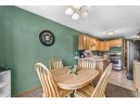 689 Stonehaven Dr, Sun Prairie, WI 53590