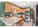 689 Stonehaven Dr, Sun Prairie, WI 53590