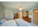 1553 Smithfield Dr, Sun Prairie, WI 53590