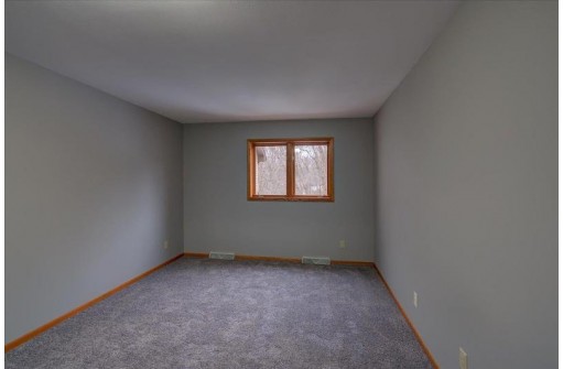 2423 Tawhee Dr, Fitchburg, WI 53711