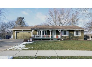 1954 River View Dr Janesville, WI 53546