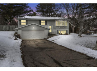 5206 Big Bow Rd Fitchburg, WI 53711